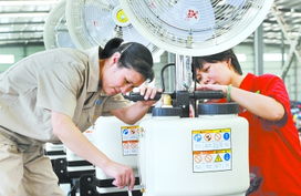 龍巖中農(nóng)機械制造加緊組裝千臺產(chǎn)品