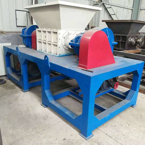 服裝撕碎機在環(huán)保產(chǎn)業(yè)中的應(yīng)用——聯(lián)德環(huán)保科技的創(chuàng)新之路